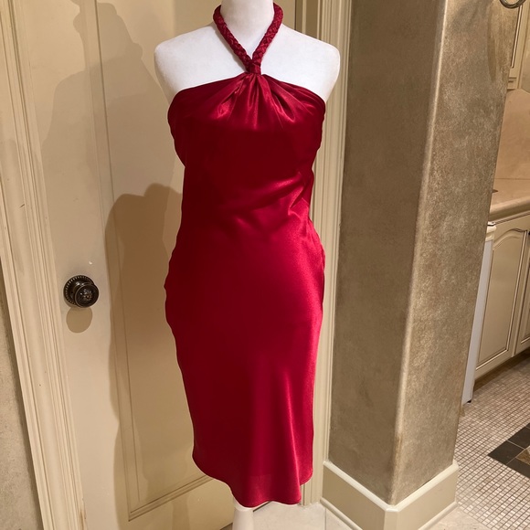 Red silky size 2 versatile strap cocktail party dress - Picture 2 of 11
